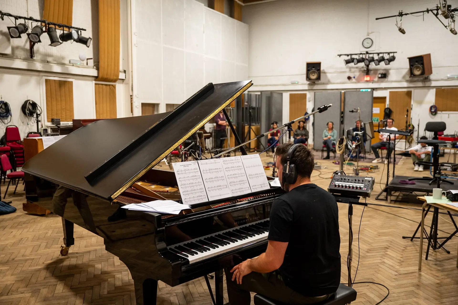 Standard Chartered - Sound Identity