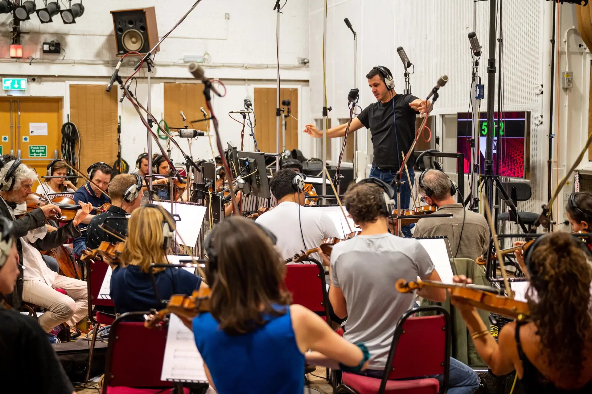 Standard Chartered - Sound Identity