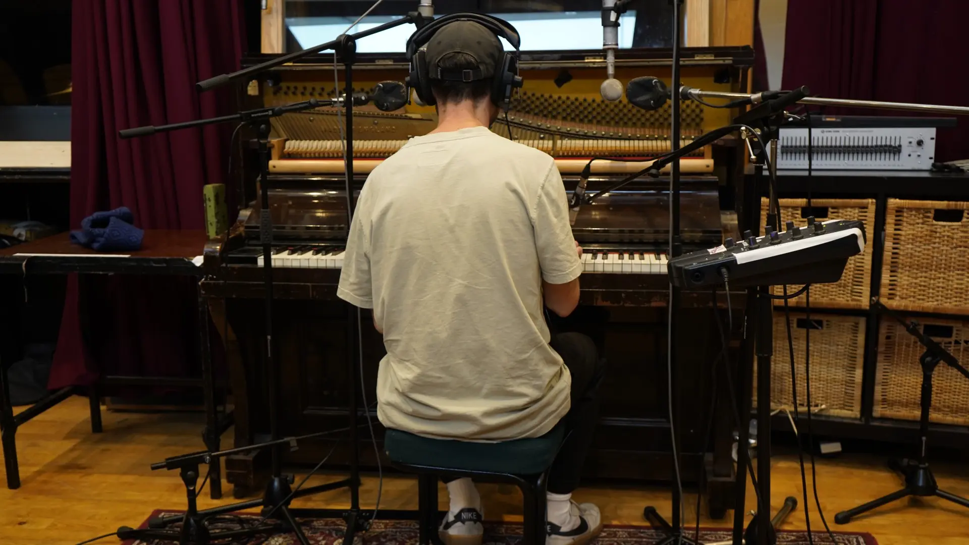 Recording Muller sound identity