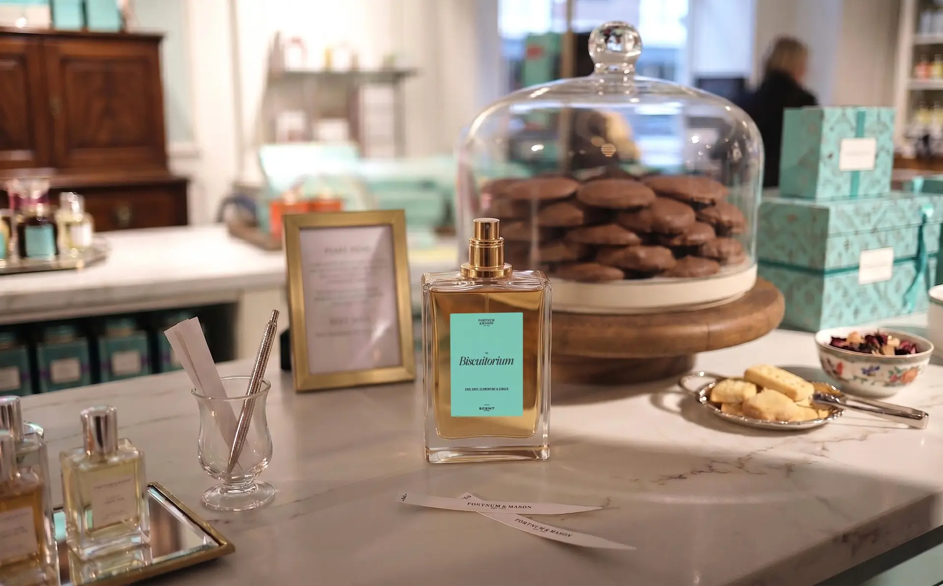 DLMDD designs Fortnum & Mason ‘Biscuitorium’ sensory identity